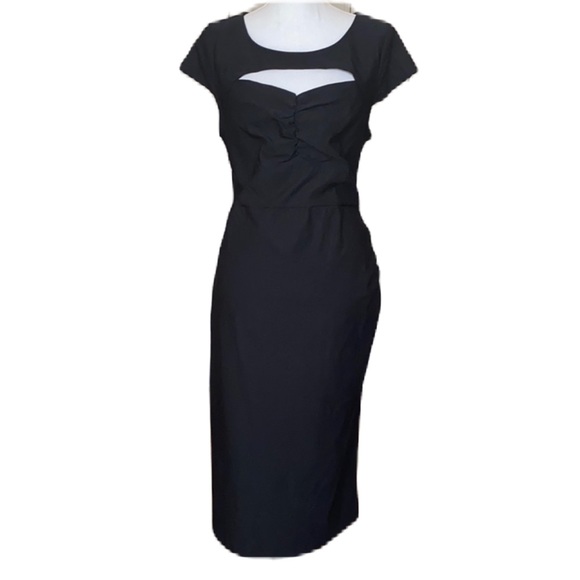 ModCloth fitted black cutout Dear Fiery Dress - Picture 2 of 11